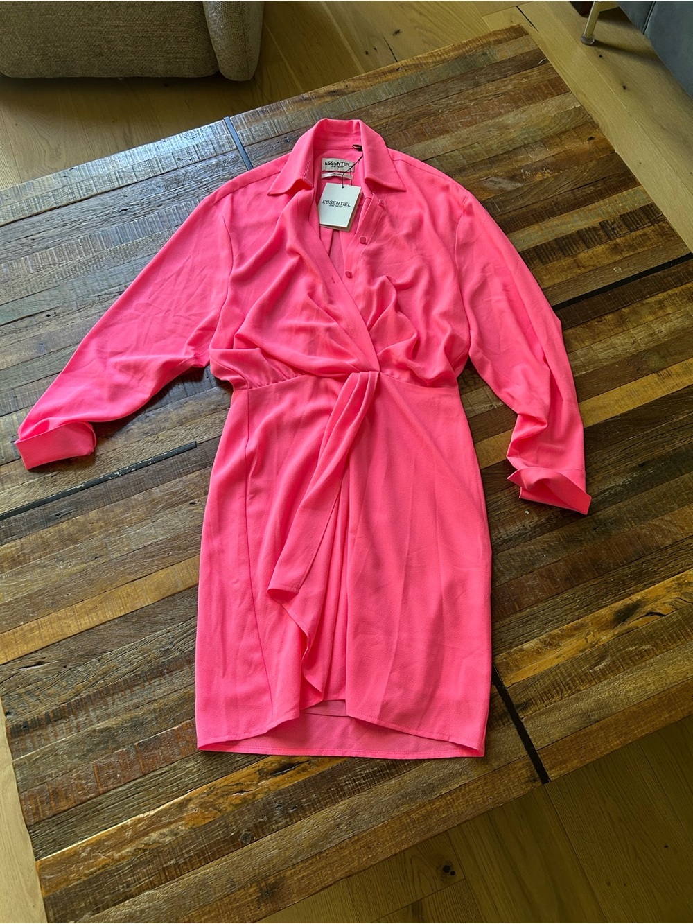 Essentiel Antwerp Dorsey Minidress with V-Neck Neon Pink. NWT